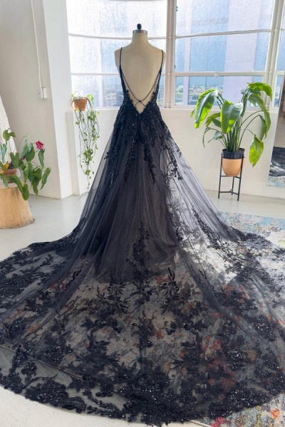 Elegante schwarze lange Brautkleider in A-Linie mit V-Ausschnitt, Tüll und Spitze und offenem Rücken_2