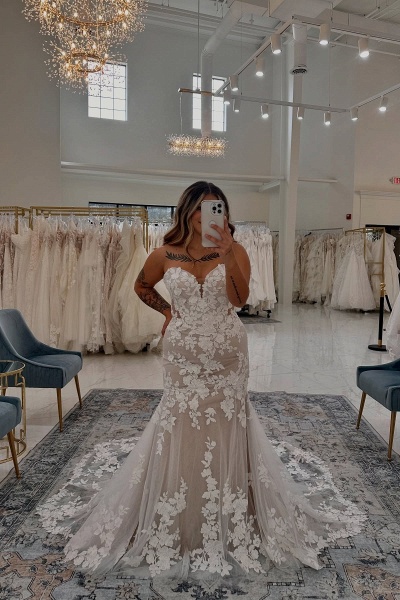 Long Sleeves Mermaid Sweetheart Appliques Lace Wedding Dresses Chapel Train
