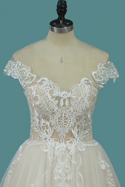 Elegant Bateau Appliques Lace A-Line Tulle Floor-length Ruffles Wedding Dress_3