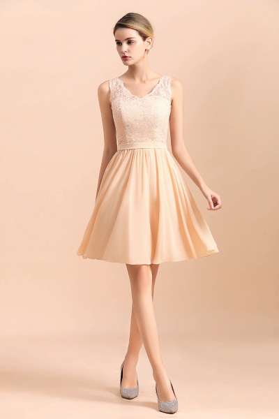 Cute Sleeveless Lace A-Line Knee Length V-neck Backless Bridesmaid Dress_5