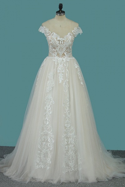 Elegant Bateau Appliques Lace A-Line Tulle Floor-length Ruffles Wedding Dress_1