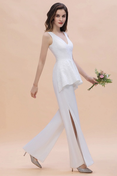 Weißes Brautjungfernkleid mit V-Ausschnitt, breiten Trägern, bodenlanger Overall mit Schärpe_5