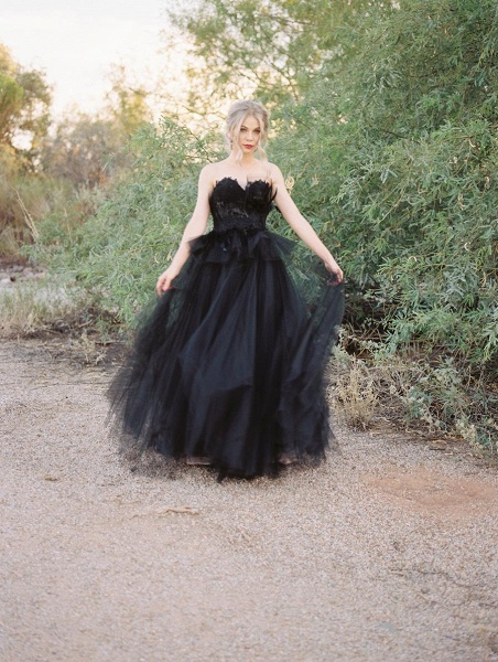 Classy Long Princess Sweetheart Open Back Tulle Black Wedding Dress with Lace_6
