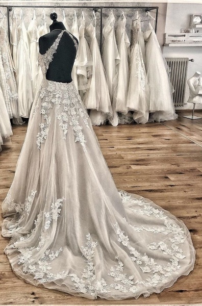 Elegant A-line Halter Backless Appliques Lace Tulle Ruffles Train Wedding Dress_4