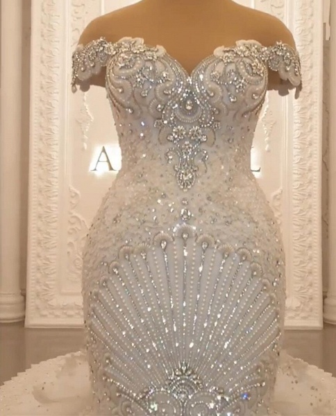 Gorgeous Off the Shoulder Crystal Floor-length Backless Mermaid Wedding Dresses_8