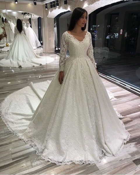 Vintage A-line Deep V-neck Long Sleeve Appliques Lace Floor-length Wedding Dress_3