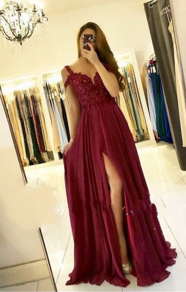 Beautiful Off-the-shoulder Lace A-Line Ruffles Prom Dress With Side Slit_1