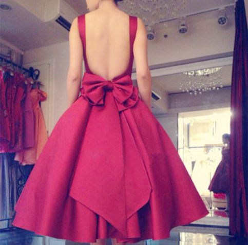 Short Ball Gown Satin Backless Prom Dress_3